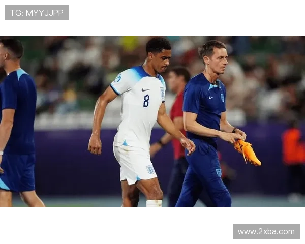 沃尔索尔助威维拉女足青年队战